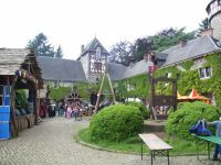 Mittelaltermarkt und Turnier auf der Eyneburg